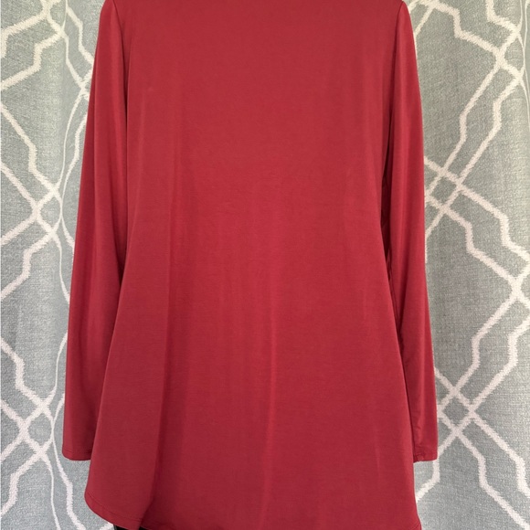 Ladies, White House black market top - Picture 2 of 8